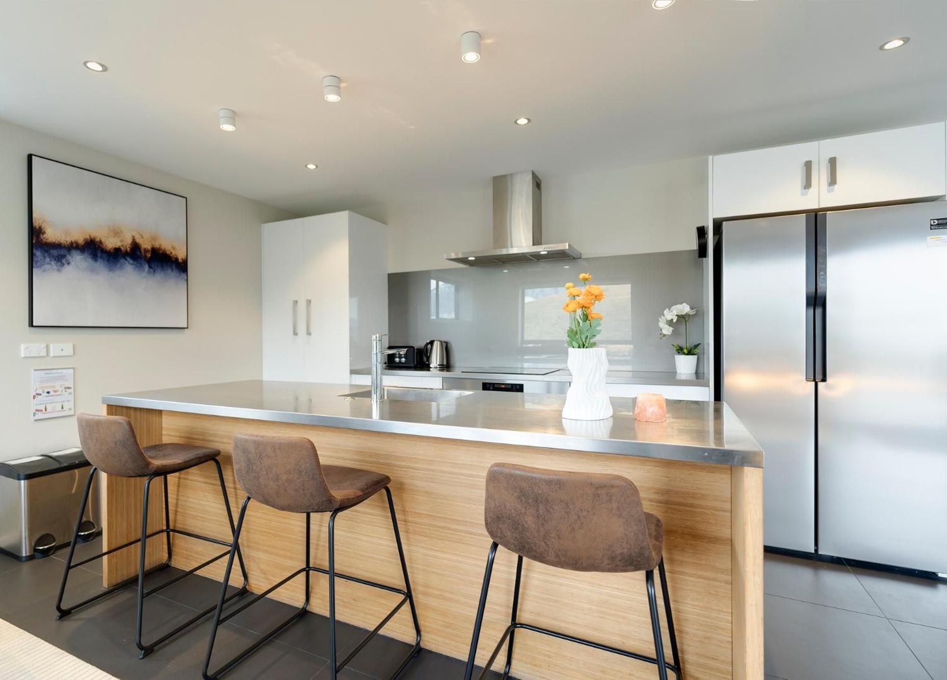 Queenstown Lake And Mountain View Retreat Free Wifi Free Street Parking Extérieur photo